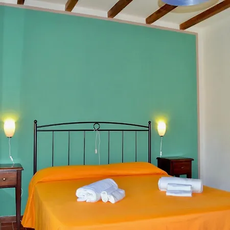 4 Beds, Ground Floor With Private Outdoor Area, In With Swimming-pool * Campiglia Marittima